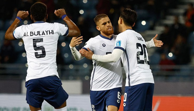 Gustavo Cuéllar, volante colombiano. 