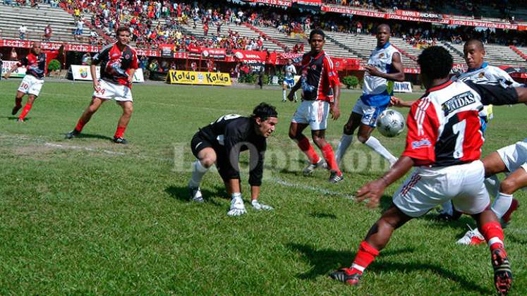 Leandro Castellanos, Pumas de Casanare.