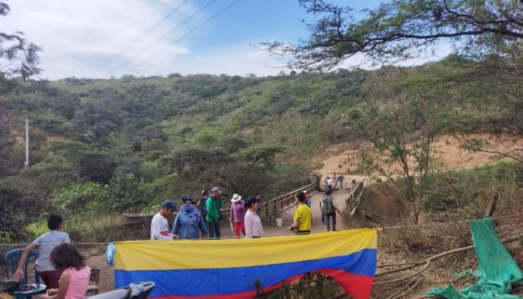 Protesta en San  Cayetano no cesará hasta lograr acuerdos