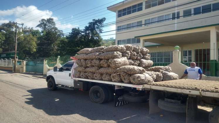 Cargamento de papa colombiana fue detectado en plena zona productora del Táchira. Fotos cortesía / La Opinión 