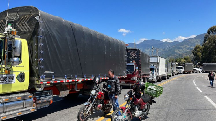 ¿Seguirá el bloqueo en la vía Cúcuta - Pamplona?