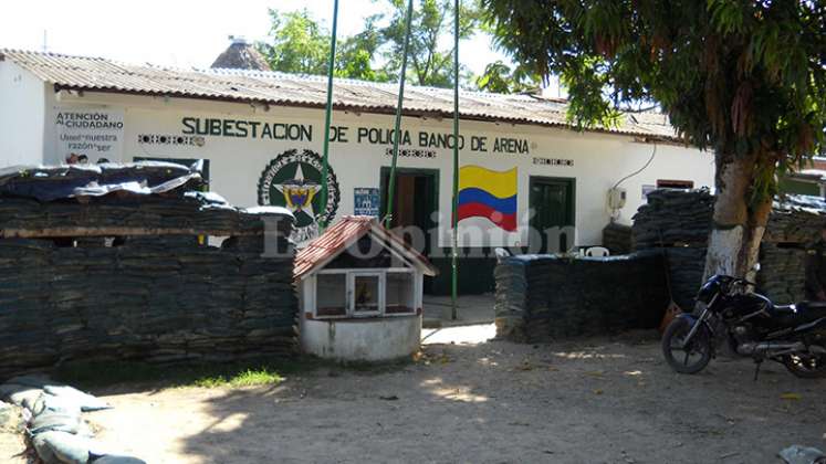 policía-banco-arena