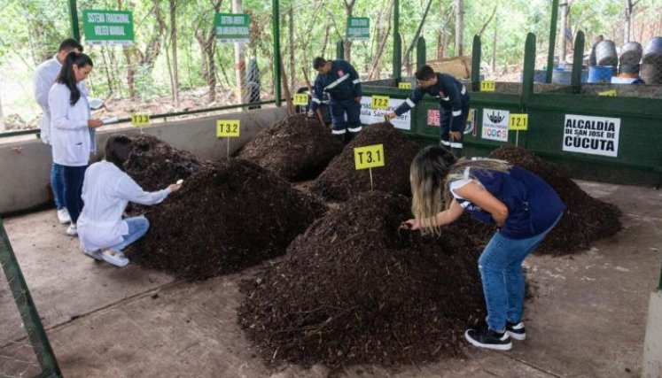 Planta de compostaje en Cenabastos. / Foto: Cortesía / La Opinión 