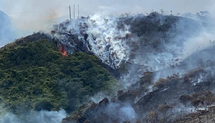Se ha controlado casi el 80% del incendio en vereda de Chitagá 