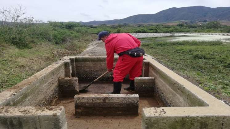 El 50 por ciento de la laguna está llena de lodo y tierra./ Foto Cortesía