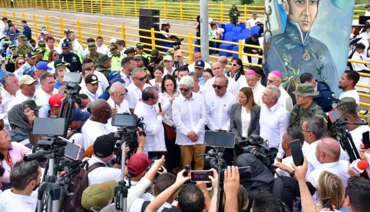 Con la apertura del puente Atanasio Girardot, parte de las tensiones diplomáticas y comerciales entre Colombia y Venezuela, se empiezan a disipar. / Foto Archivo de la Alcaldía de Cúcuta 