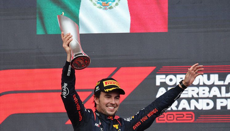 Sergio Pérez conquista el GP de Azerbaiyán de F1