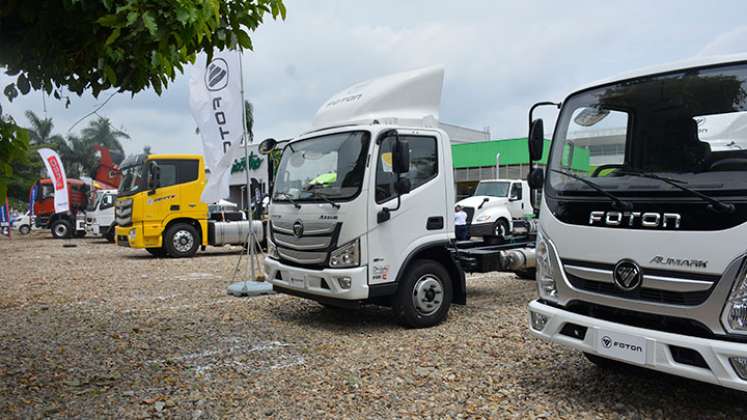 Algunas marcas de vehículos en la feria son Hino, Fuso, Kenworth, Subaru, DFSK, JAC, Karry, Ford, Ranger, Foton, Totoya y Shacman, entre otras. / Foto: Leonardo Favio Oliveros-La Opinión