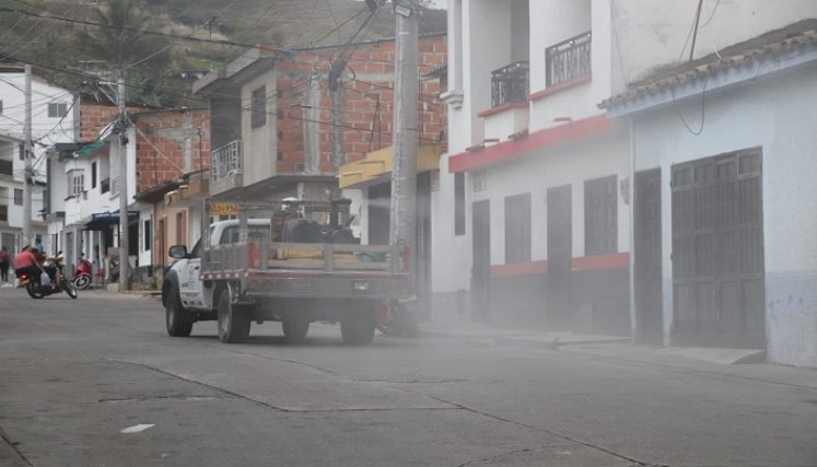 Se ha adelantado una brigada de fumigación en los distintos barrios/Foto Cortesía.