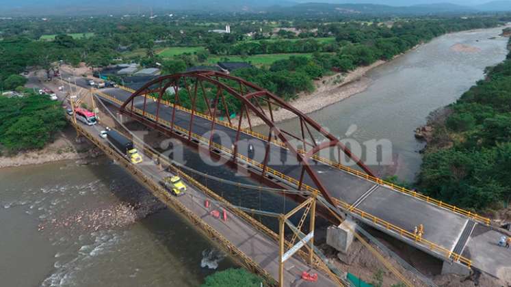 Puente Mariano Ospina Pérez