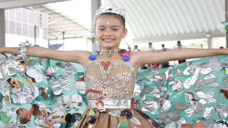 Niños dan una lección a los grandes reciclando material en las escuelas./Foto: Cortesía.