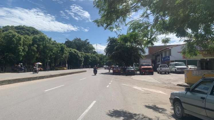 El establecimiento donde ocurrió el ataque queda a pocos metros de la glorieta de El Escobal.