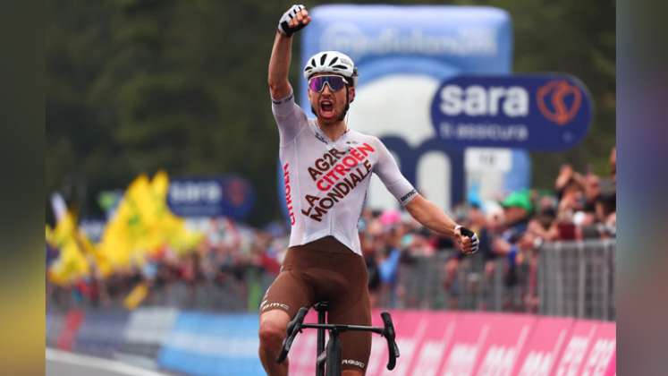 El francés Paret-Peintre gana 4ª etapa del Giro