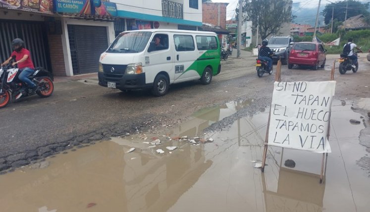 Conductores de Ocaña solicitan al alcalde invertir los recursos aprobados para recuperar calles./ Foto: La Opinión.