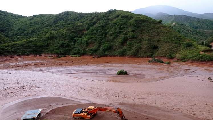 Secas están las estaciones de combustibles de Ocaña ante el cierre de la carretera. Foto Cortesía.