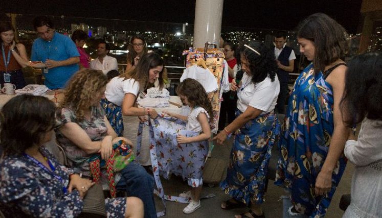 Mujeres firmantes de paz ahora son modistas de su propia marca/Foto Juan Pablo Cohen