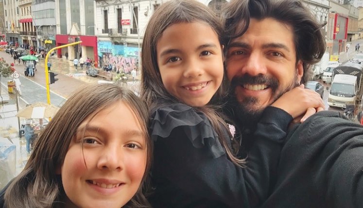 El otro papel de los artistas, el de papá