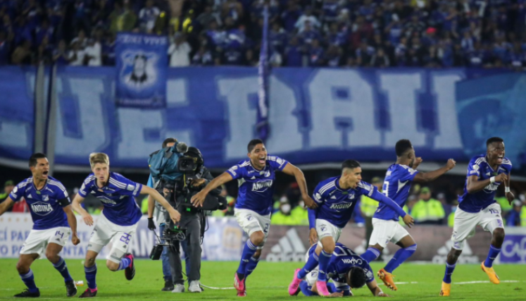 Jugadores de millonarios celebrando