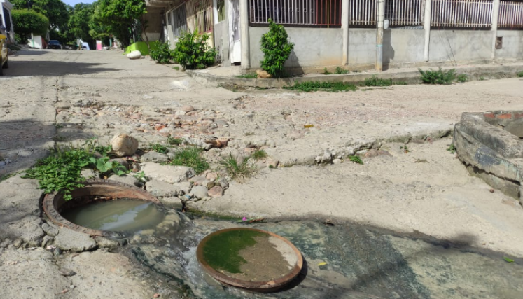 Alcantarilla en Niña Ceci