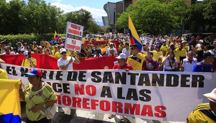 Marchas contra la petroreformas. 