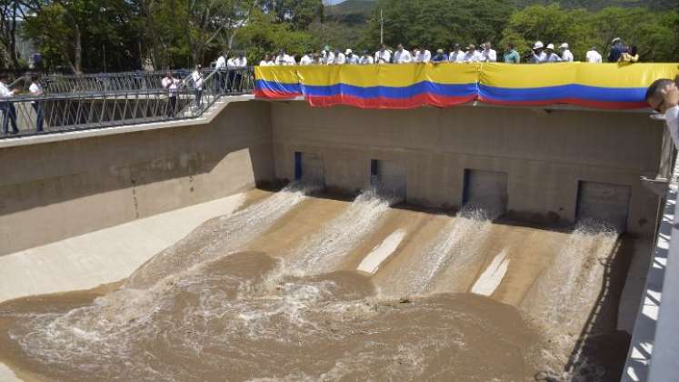 Inauguración del desarenador del acueducto Metropolitano.Foto La Opinión