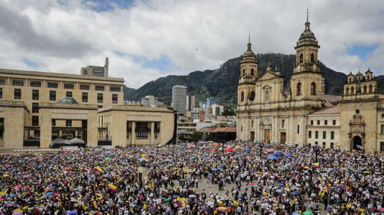 Siguen las confrontaciones políticas por la marcha contra Petro