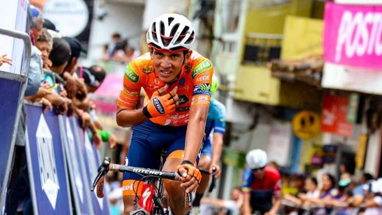 Maicol Martínez, otro joven ciclista que le apostó a buscar su futuro en Europa.