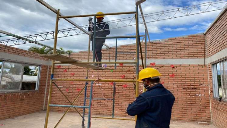 Los daños ocasionados por el vendaval en los techos de la institución educativa La Salle de Ocaña fueron reparados./ Foto: Cortesía.