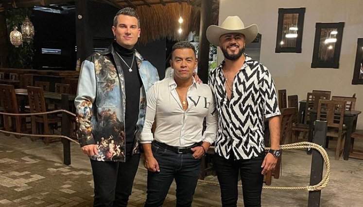 Los cantantes unieron sus talentos y estilos para dar una nueva vida a este tema que ha cautivado a millones de personas.