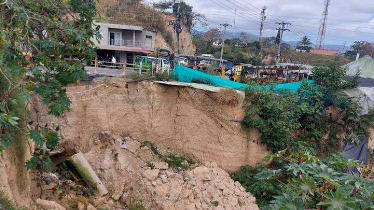 Transportadores reclaman inversión para remediar falla geológica.