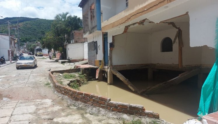 Una vez terminadas las reparaciones hidrosanitarias, los moradores esperan el arreglo de las viviendas./ Foto Cortesía.