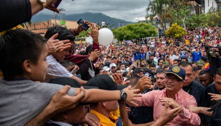 El presidente Gustavo Petro en su primer acto oficial en Norte de Santander, en El Tarra./Foto archivo