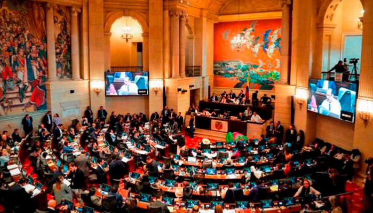 Reforma a la salud sí va: a última hora la incluyeron en la agenda de la Cámara este martes