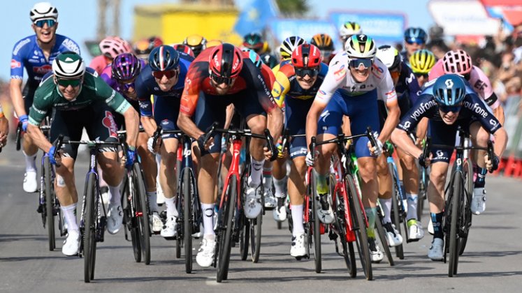 El australiano Groves hace doblete, Evenepoel sigue líder de la Vuelta a España