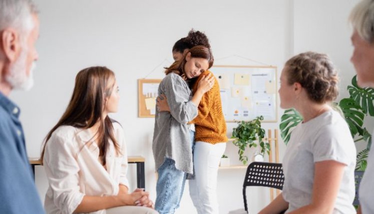 La salud mental es tan importante como la salud física. Cuidar de ella es esencial para llevar una vida equilibrada y satisfactoria.