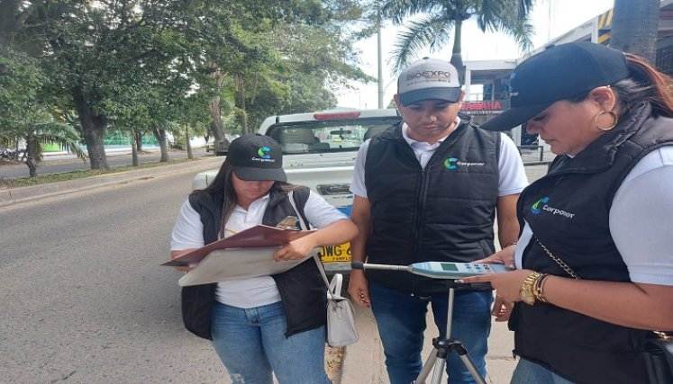 Moradores del barrio El Ramal solicitan celeridad en los trabajos de recuperación de la arteria vial. / Foto: Cortesía