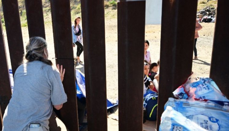 Migrantes en la frontera México con Estados Unidos.