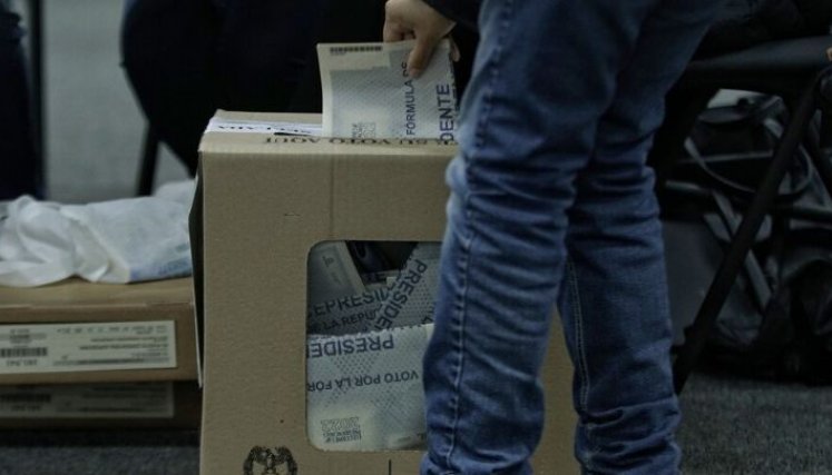 En las elecciones locales la participación de funcionarios públicos está disparada./Foto archivo