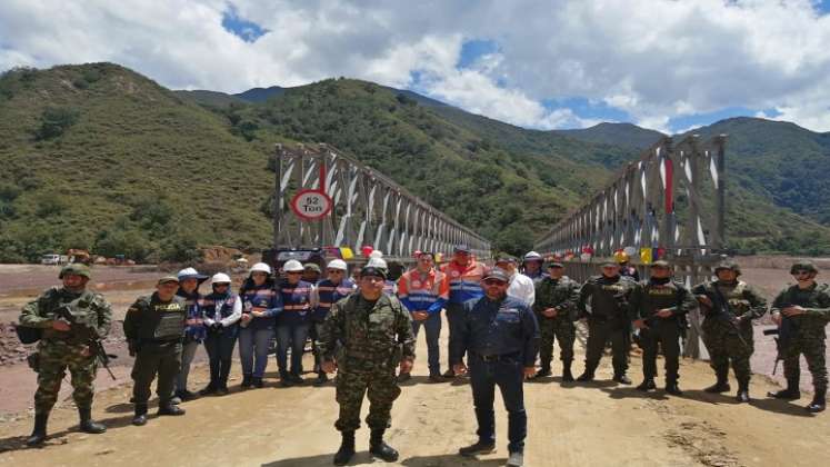 Con una ceremonia fue habilitado el paso en el puente El Tarrita de la carretera Ocaña-Cúcuta.