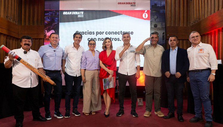 El segmento de preguntas directas entre candidatos sirvió para que se ventilaran alianzas políticas El segmento de preguntas directas entre candidatos sirvió para que se ventilaran alianzas políticas