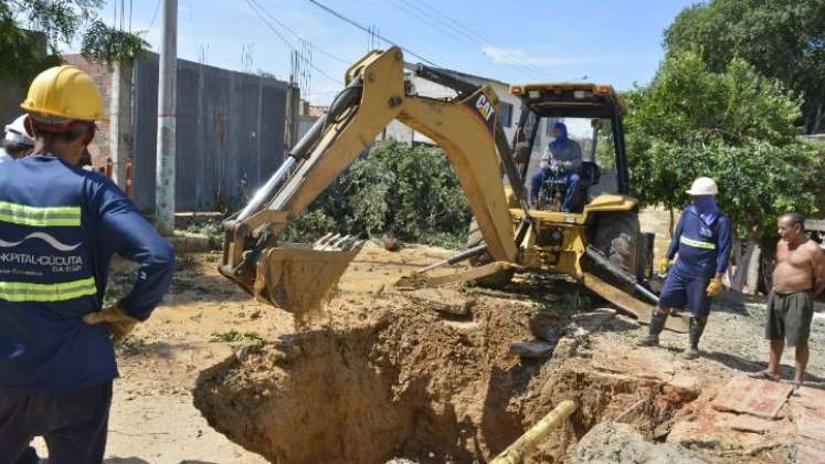 Una empresa de servicios públicos  para Cúcuta, propone Acevedo