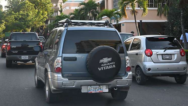 Los carros de placa venezolana ya no son atractivos, por lo que es un mercado que también ha caído en Cúcuta. / Foto Archivo