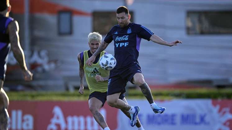 Lionel Messi será una vez más la brújula de Argentina para enfrentar a Uruguay.