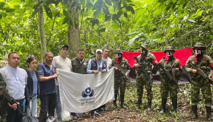 eln entrega de secuestrados 