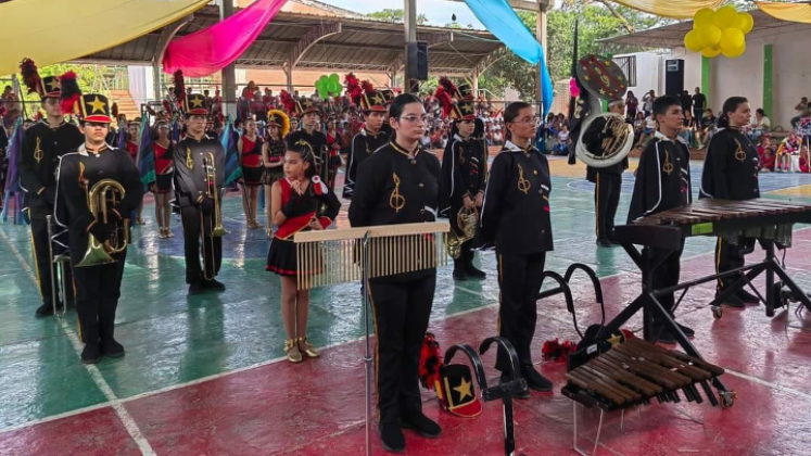 La banda show de Colgesan fue campeón de campeones en el Socorro.