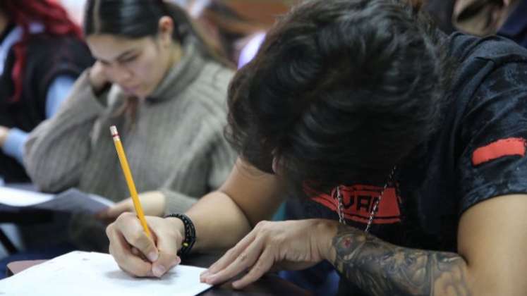 Estudiantes presentan pruebas Saber Pro