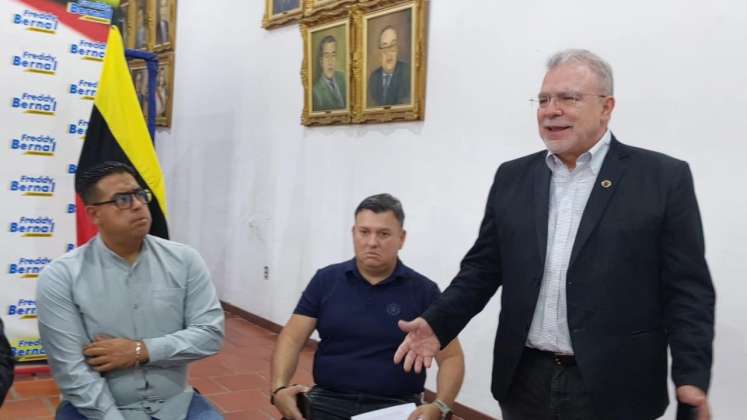 La reunión se llevó a cabo el pasado jueves.  /Foto: Cortesía / La Opinión