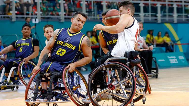 Jhoan Vargas, baloncesto en silla de ruedas. 