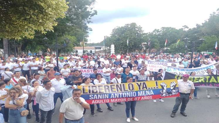 Los comerciantes de Ocaña claman mayor seguridad. / Foto: Cortesía.