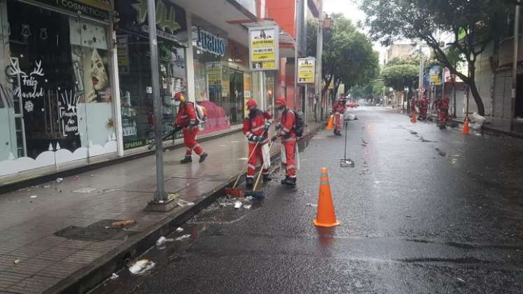 Veolia anunció medidas especiales para el aseo.